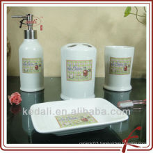 ceramic bathroom set four E022